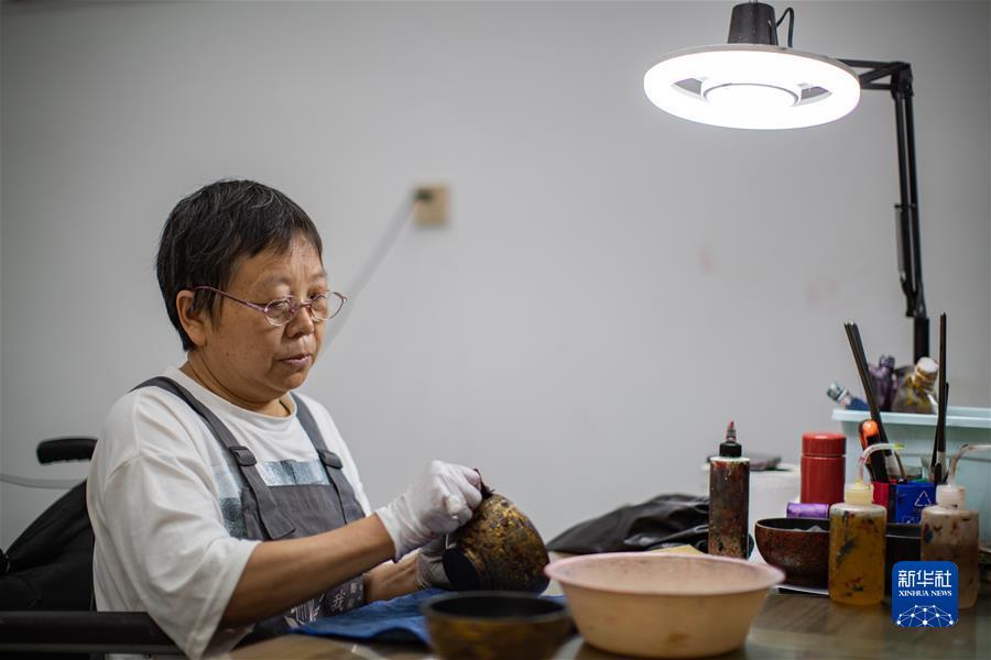 不朽浪漫选择那个免费旋转好